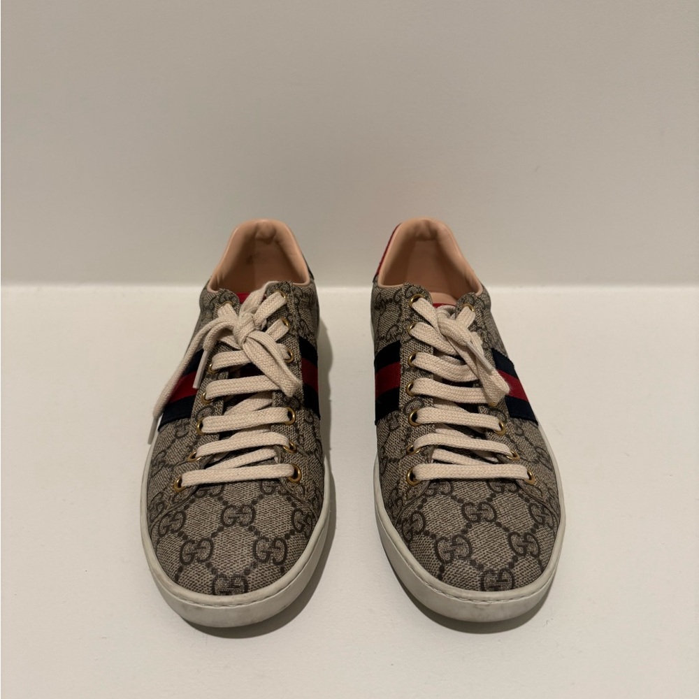 Gucci Ace GG Supreme Low Top Sneaker - Picture 3 of 5